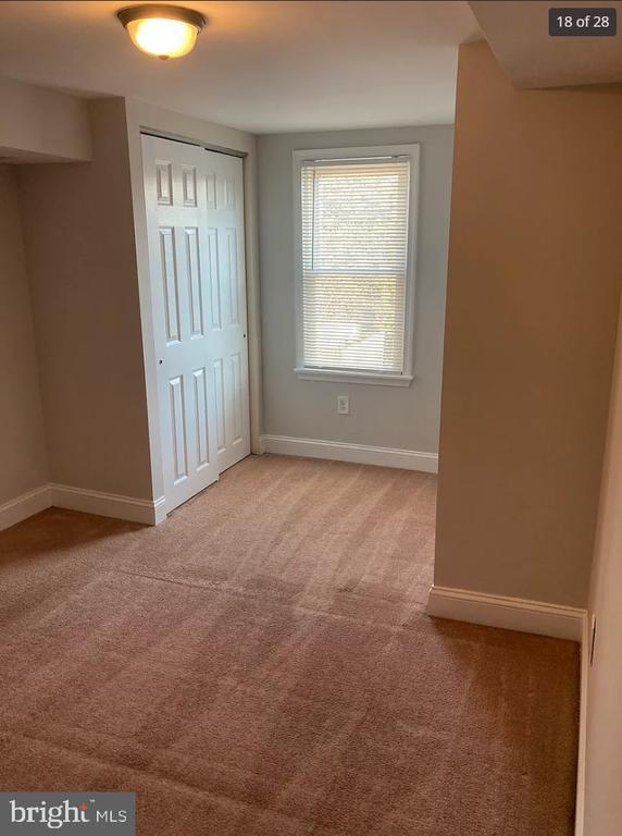 Building Photo - 341 Emmett St