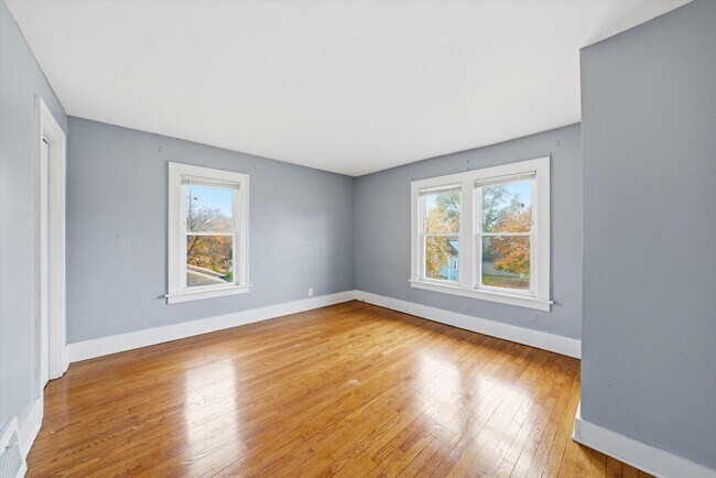 Building Photo - 18335 Sherman St