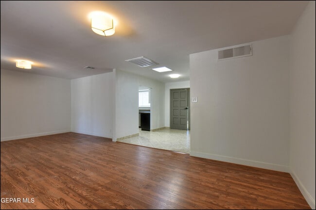 Building Photo - 3807 Waymore Dr