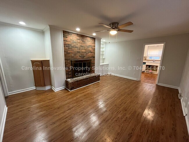 Building Photo - 7622 Helmdale Ave