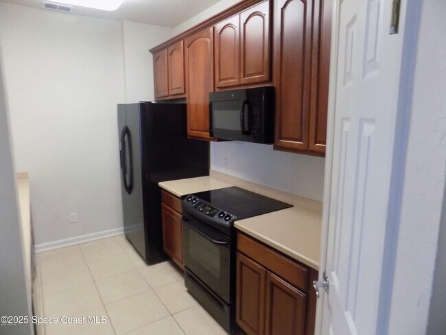 Building Photo - 3848 Lexmark Ln