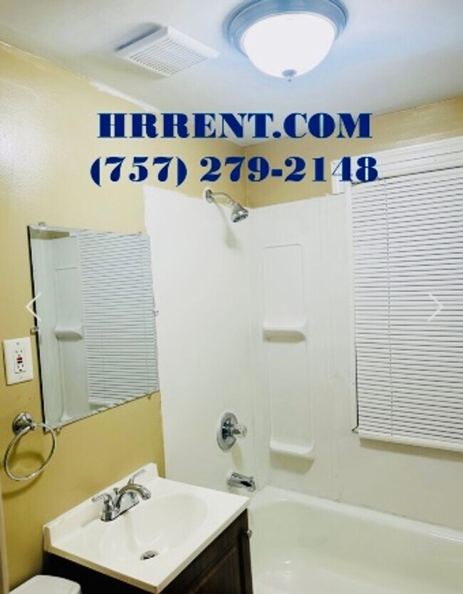 Building Photo - Adorable 2 Bedroom 1 Bath Single Family Home located in the heart of Portsmouth VA!