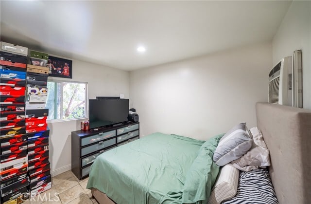 Building Photo - 4844 Bluebell Ave