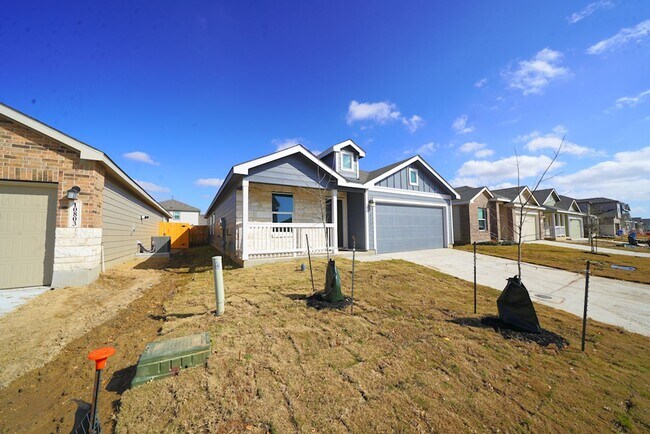 Building Photo - Like-New Home Now Available For Rent in Converse, TX! Realtor Commission offered: $600