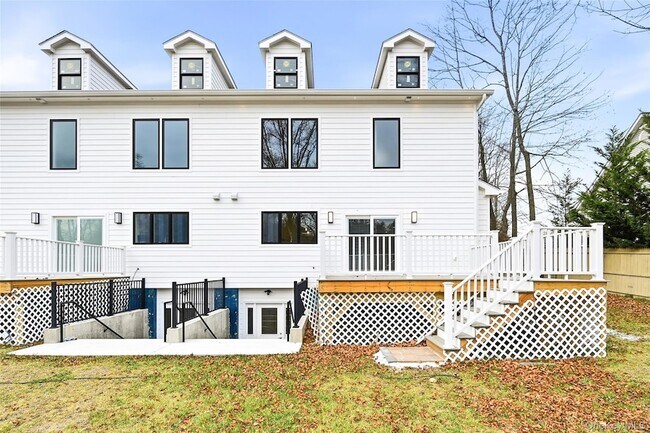 Building Photo - 67 Paulding Ln