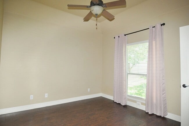 Building Photo - COMING SOON/VIEW NOW - Stunning 4-Bedroom Home in NRH with Media Room, Sunroom & Lawn Care Included!