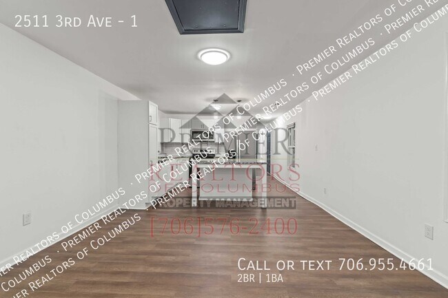 Building Photo - 2511 3rd Ave