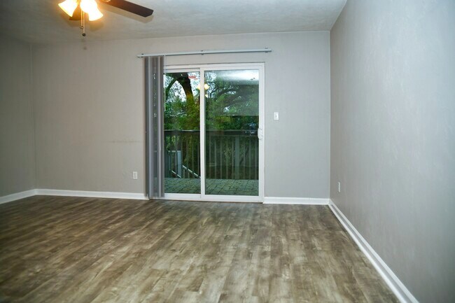 Building Photo - 4889 Old Bainbridge Rd