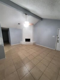 Building Photo - 10151 Inwood Hollow Ln