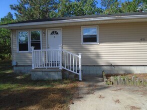Building Photo - 611-1 Drypoint Ln.