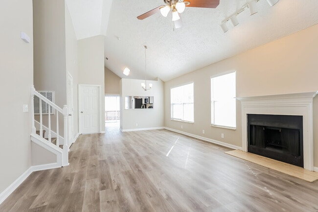 Building Photo - 3521 Glenfalls Dr