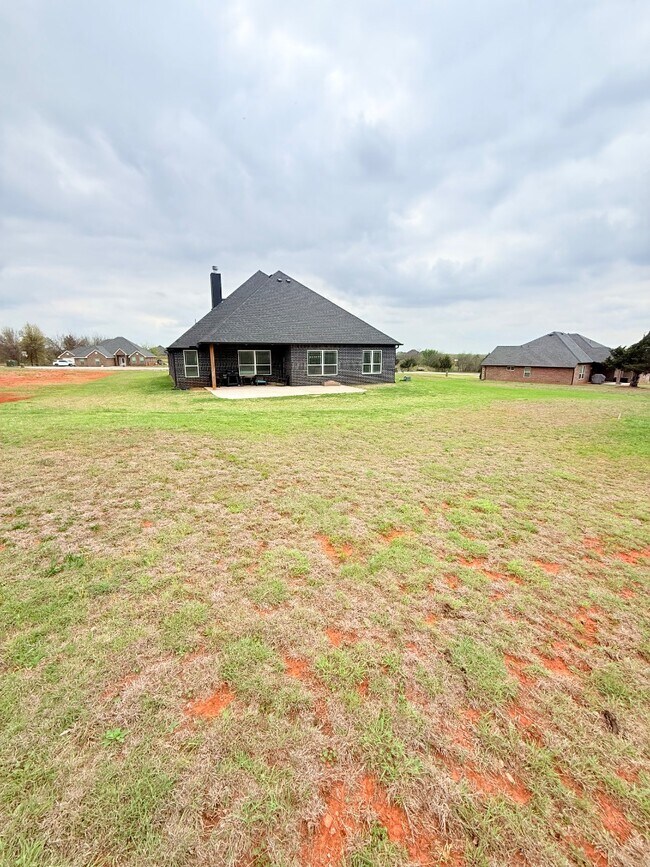 Building Photo - 2276 County Rd 1333