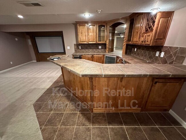 Building Photo - 11308 143rd Ter