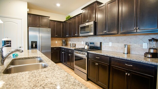 Building Photo - 4667 Terrasonesta Dr