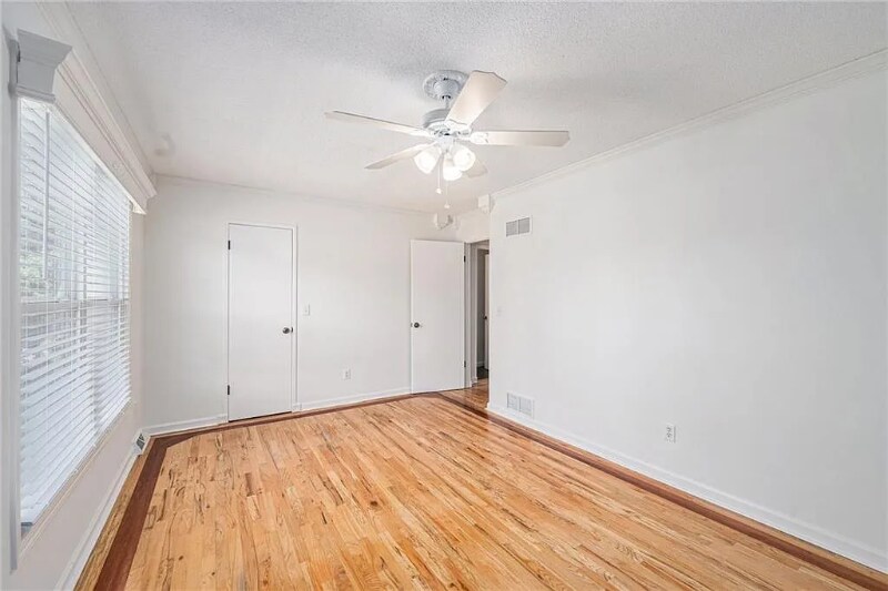 Building Photo - 6901 E 140th Terrace