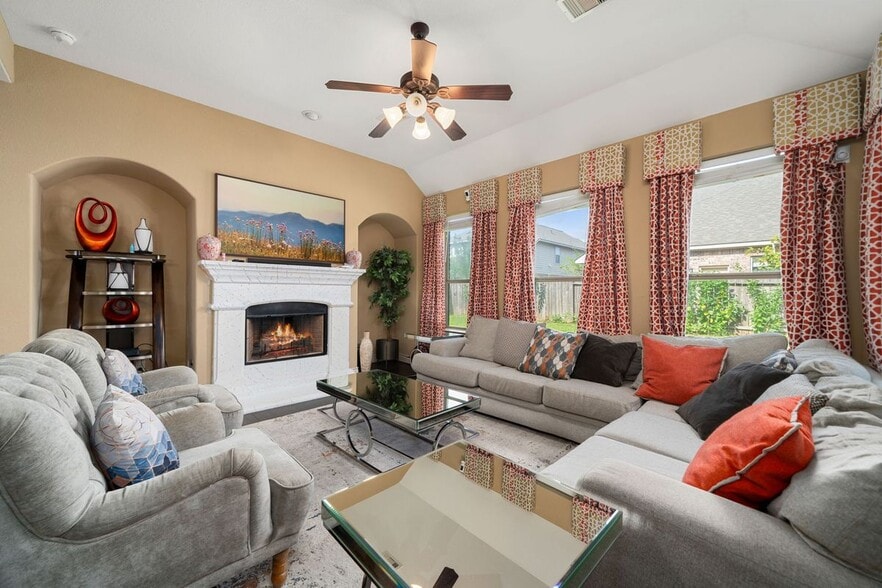 Building Photo - 5110 Ruby Rock Way