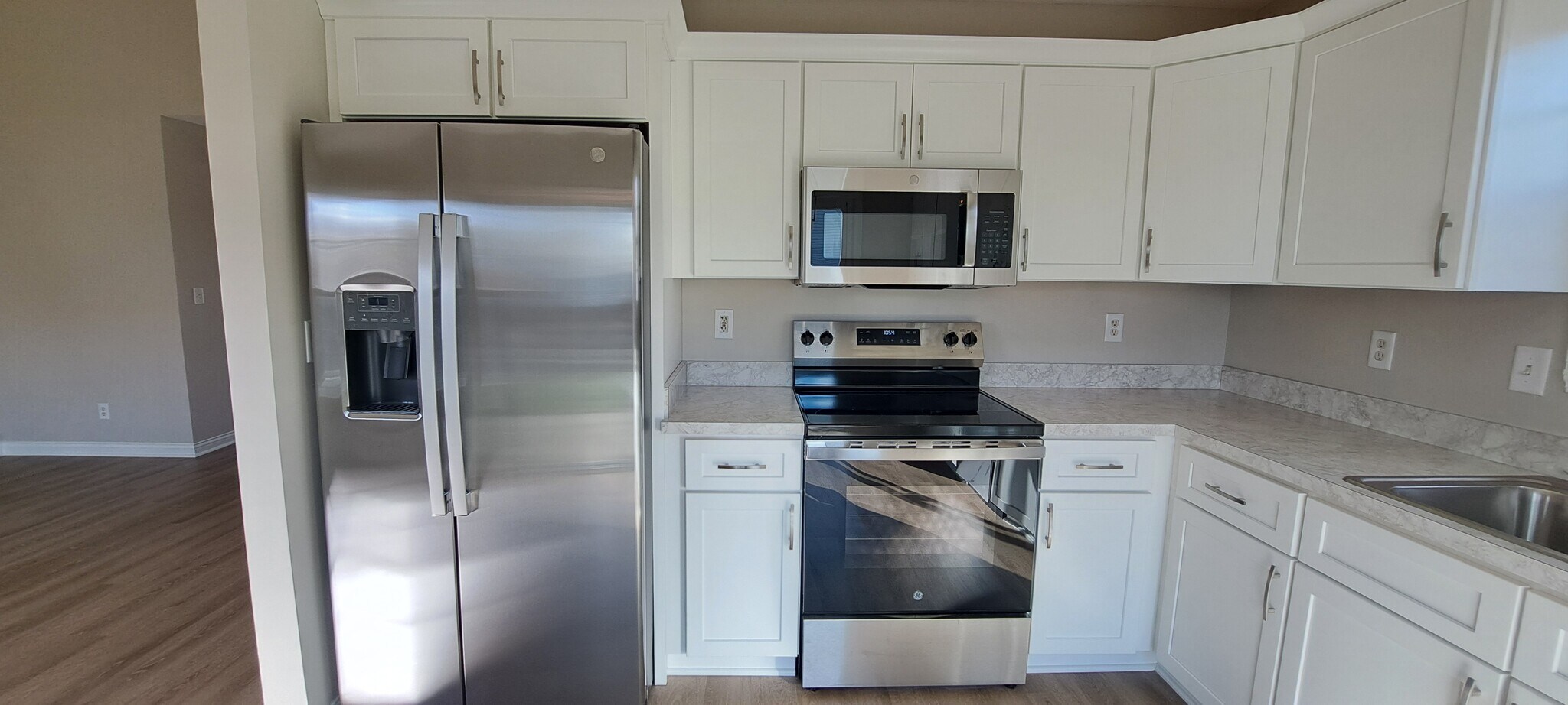 Building Photo - 1906 Terrace Pt