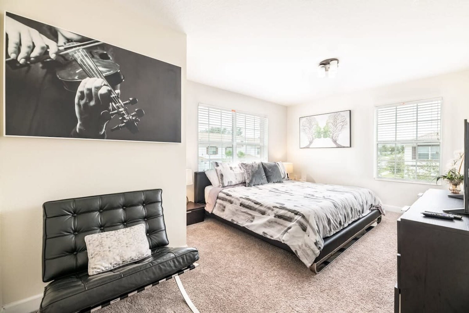 Building Photo - 1571 Moon Valley Dr