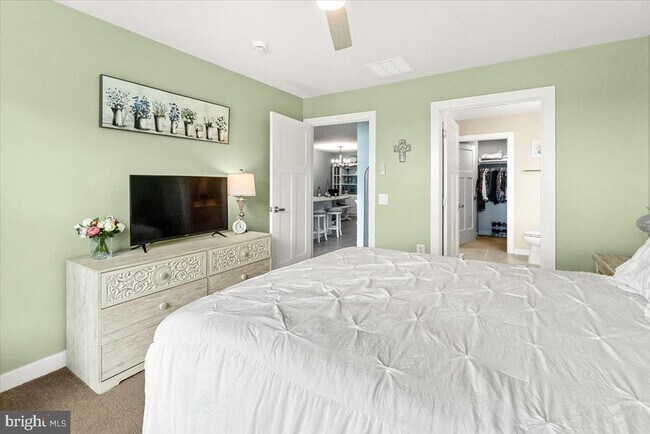 Building Photo - 312 Hammersmith Cir