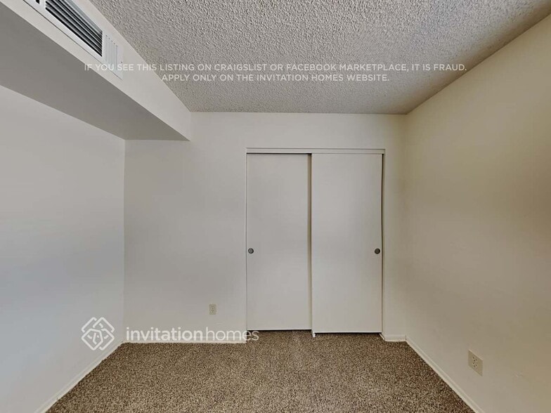 Building Photo - 2311 E Buffalo St