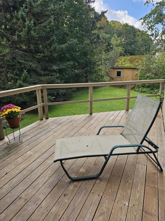 Building Photo - 378 Commercial St