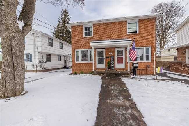 Building Photo - 207 W Ivy St