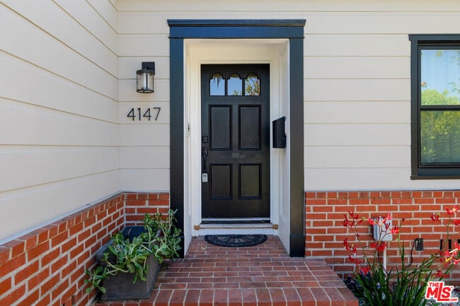 Building Photo - 4147 Marcasel Ave