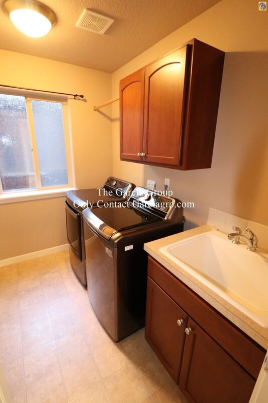 Building Photo - 7736 SW Cypress Ln