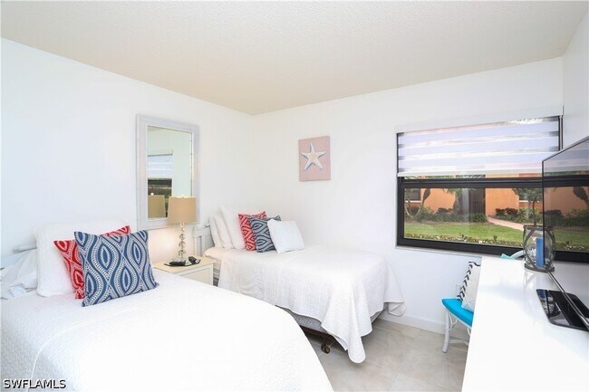 Building Photo - 1522 Mainsail Dr