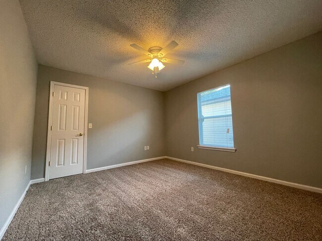 Building Photo - 9374 Daniel's Mill Dr