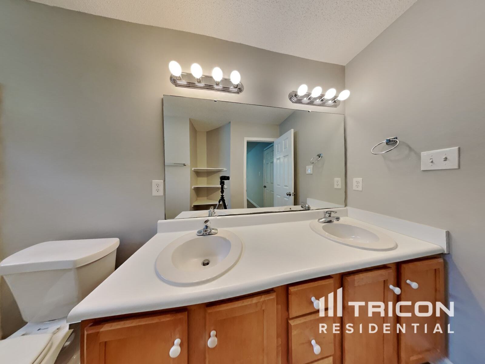 Building Photo - 2932 Neals Creek Dr
