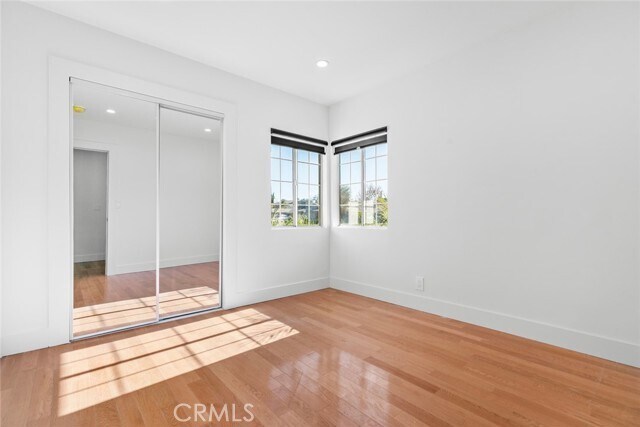 Building Photo - 11001 Collett Ave