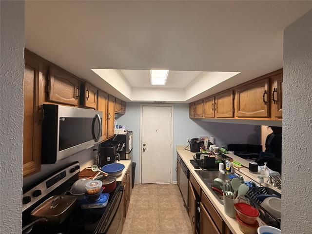Building Photo - 401 San Maria Dr