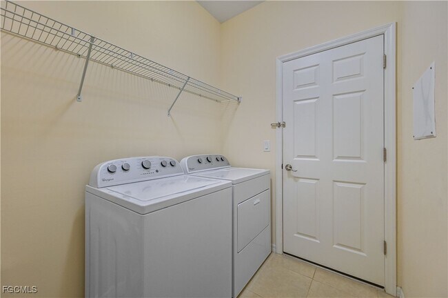 Building Photo - 3586 Bridgewell Ct