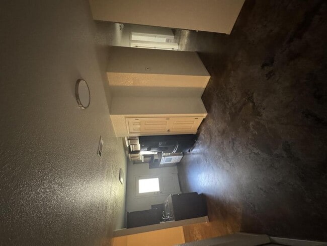 Building Photo - 108.5-1300 a