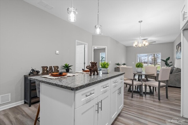 Building Photo - 534 Preston St