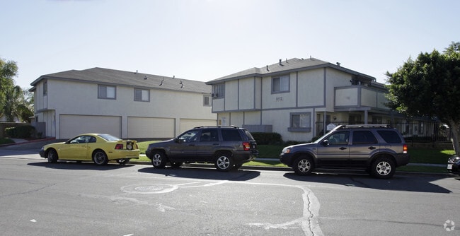 Front view - Cedar Grove Apartments