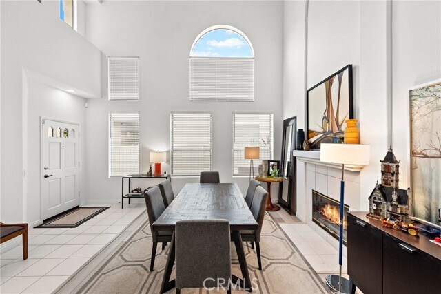 Building Photo - 26 Hawksmoor
