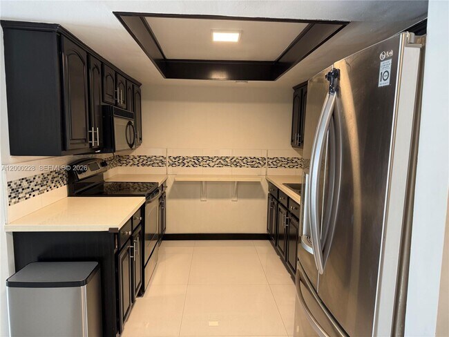 Building Photo - 13505 NE 23rd Ct