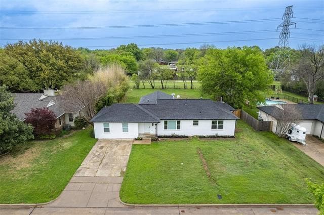 Building Photo - 7017 Briley Dr