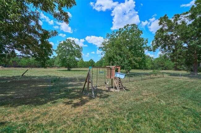 Building Photo - 37815 FM 1774