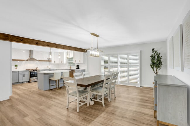 Dining Room Kitchen - 12931 Barbezieux Dr