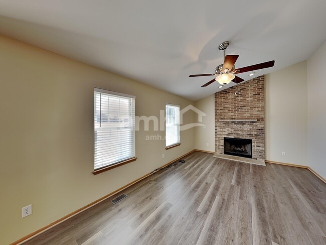 Building Photo - 1482 Sunflower Dr