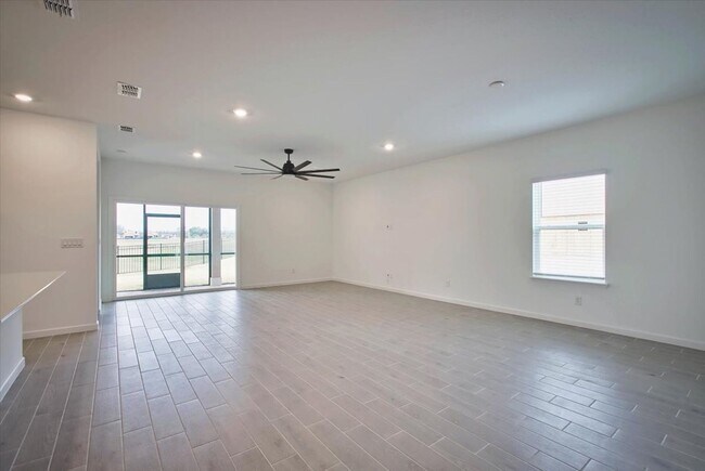 Building Photo - Brand-New Home for Rent in Beautiful Granary Park