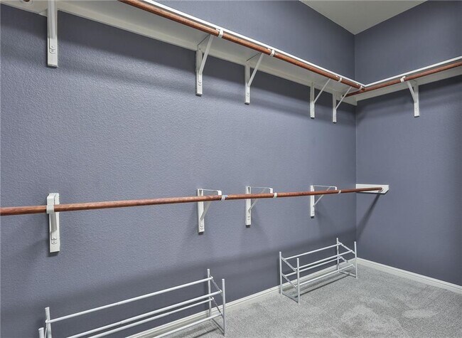 Building Photo - 11400 W Parmer Ln