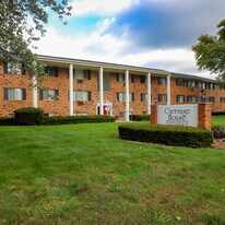 Building Photo - Carriage House Apartments
