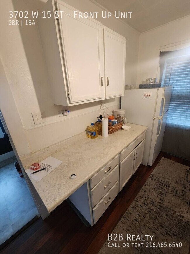 Building Photo - 3702 W 15th St