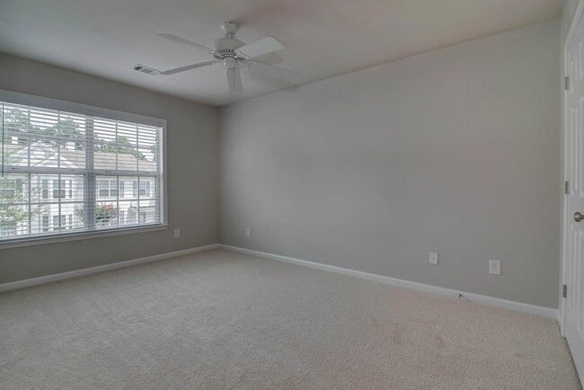 Building Photo - 1009 Annazanes Ct