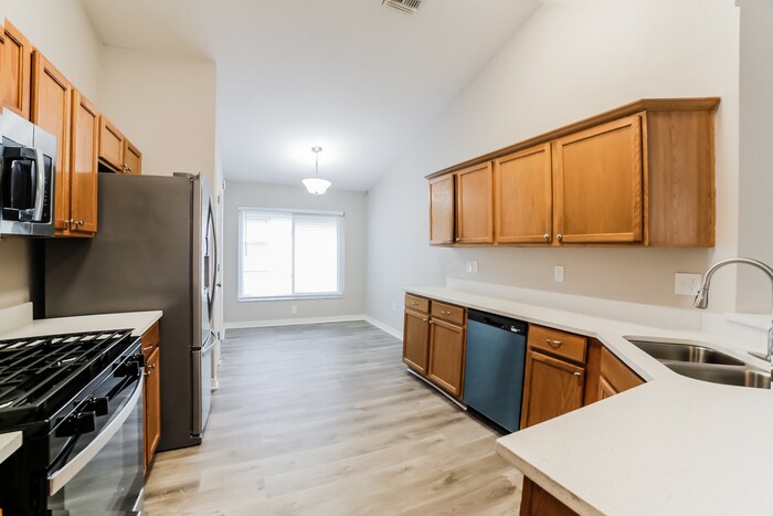 Building Photo - 5704 Hawkgrove Pl