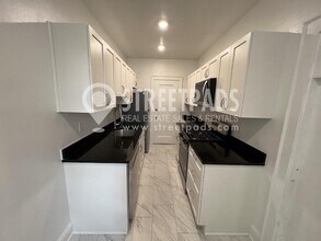Building Photo - 1 bedroom in Boston MA 02135
